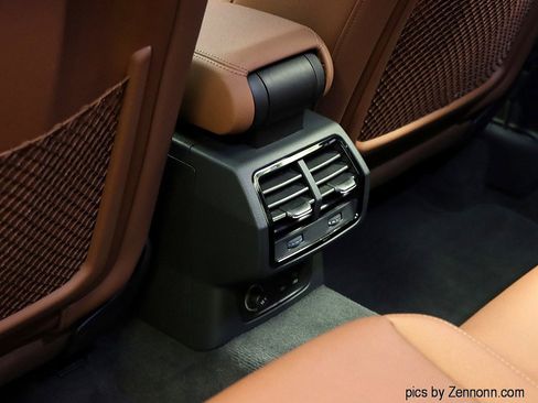 Used 2020 Audi Q3 2.0T Premium w/ Convenience Package image 14