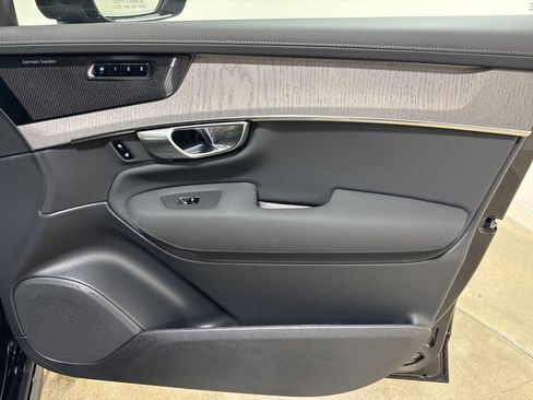 New 2026 Volvo XC90 T8 Ultra w/ Protection Package Premier AWD/4WD image 27