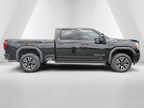 Used 2023 GMC Sierra 2500 AT4 w/ AT4 Premium Plus Package AWD/4WD image 8