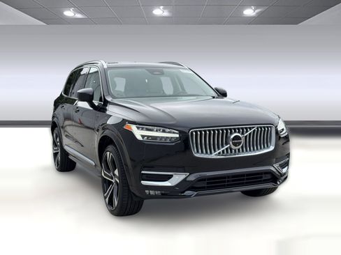 Used 2024 Volvo XC90 B6 Ultimate AWD/4WD image 7