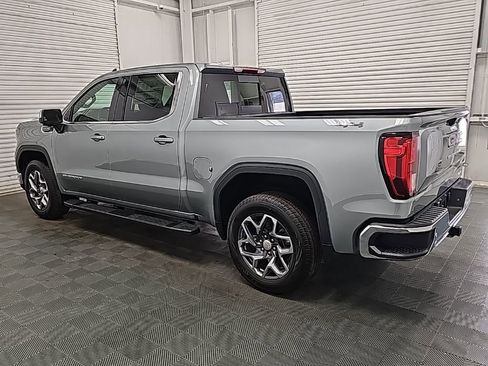 New 2026 GMC Sierra 1500 SLE w/ Preferred Package image 5