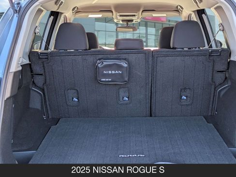 Certified 2025 Nissan Rogue S image 20