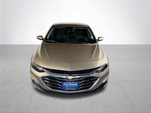 Used 2024 Chevrolet Malibu LT FWD image 3