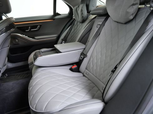 Used 2022 Mercedes-Benz S 580 4MATIC Sedan image 17