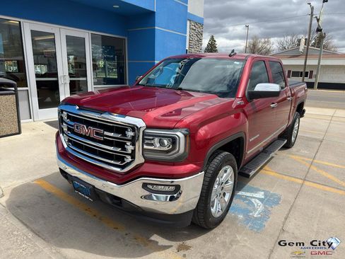 Used 2018 GMC Sierra 1500 SLT AWD/4WD image 2