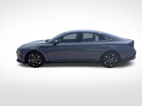 Used 2025 Hyundai Sonata SEL AWD/4WD image 2