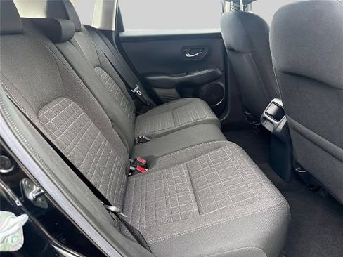 Used 2023 Honda HR-V LX image 17