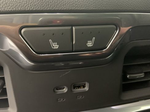 Used 2025 GMC Sierra 1500 SLT w/ SLT Premium Plus Package image 20