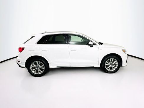 Used 2024 Audi Q3 2.0T Premium image 10