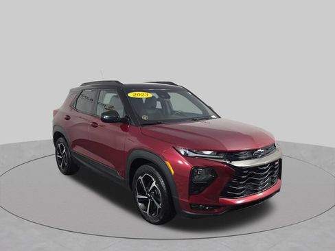 Used 2023 Chevrolet TrailBlazer RS FWD image 12