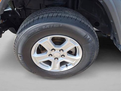 Used 2021 Jeep Wrangler Unlimited Sport AWD/4WD image 21