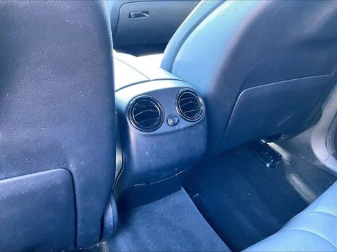 Used 2017 Mercedes-Benz GLC 300 4MATIC image 27