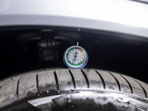 Used 2025 BMW X6 xDrive40i w/ Premium Package image 43