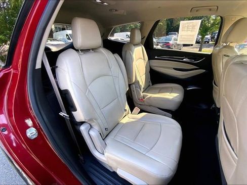 Used 2018 Buick Enclave Essence FWD image 15
