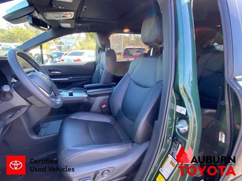 Certified 2025 Toyota Sienna XLE Woodland Edition AWD/4WD image 37