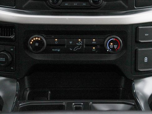 Used 2021 Ford F150 XLT image 25