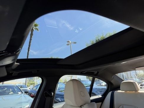 New 2026 BMW 330i Sedan w/ Premium Package image 20