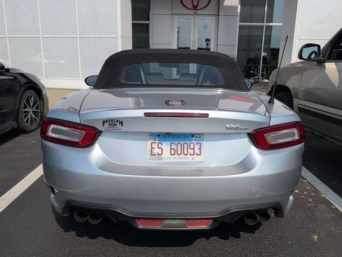 Used 2018 FIAT 124 Spider Abarth RWD image 6
