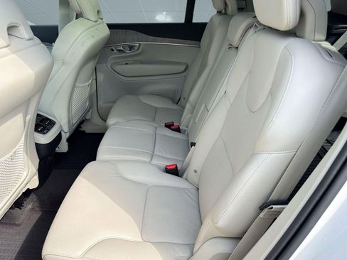 Certified 2024 Volvo XC90 B6 Plus w/ Protection Package Premier AWD/4WD image 15