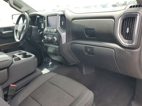 Used 2020 GMC Sierra 1500 SLE w/ SLE Value Package image 16