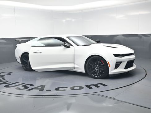 Used 2018 Chevrolet Camaro SS w/ Redline Edition RWD image 24
