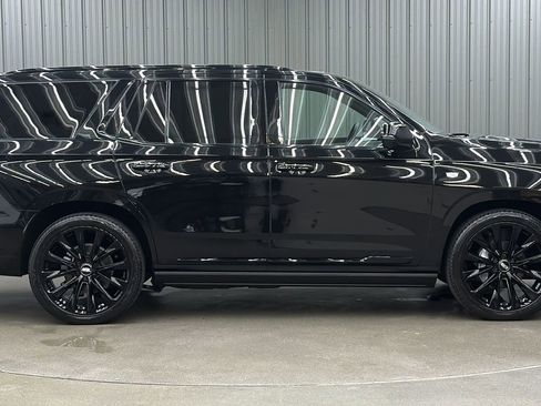 Used 2026 Cadillac Escalade Platinum Sport w/ LPO, ONYX Package image 6