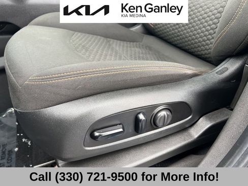 Used 2020 GMC Terrain SLE w/ Driver Convenience Package image 28