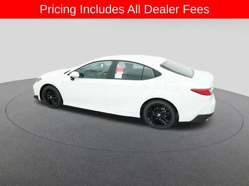 New 2026 Toyota Camry SE FWD image 4