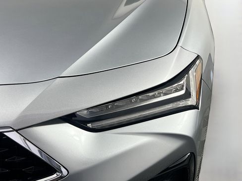 Used 2023 Acura TLX Technology Package image 11