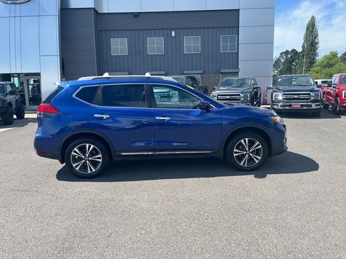 Used 2017 Nissan Rogue SL w/ SL Premium Package FWD image 7