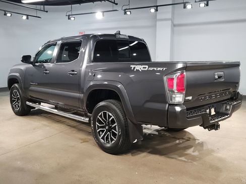 Used 2023 Toyota Tacoma TRD Sport w/ Technology Package RWD image 5
