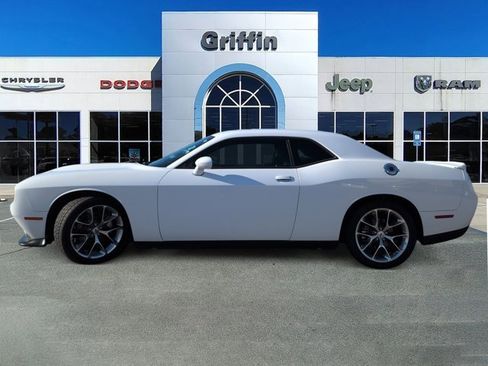 Used 2022 Dodge Challenger GT image 10