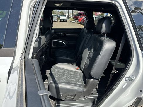 Used 2024 Kia Telluride SX X-Line AWD/4WD image 18