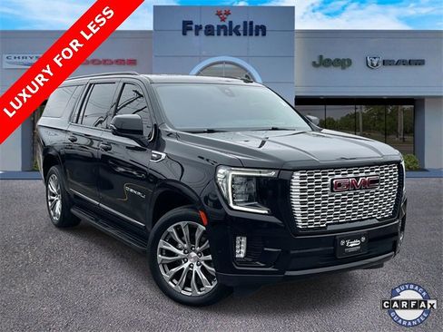 Used 2021 GMC Yukon XL Denali w/ Advanced Technology Package image 1
