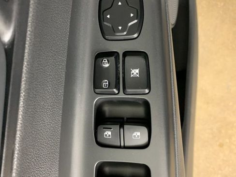 Used 2023 Hyundai Kona SEL image 17