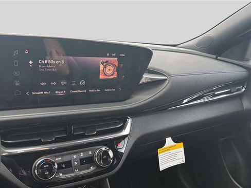 New 2026 Buick Envista Sport Touring FWD image 24