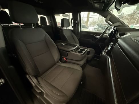 Used 2022 Chevrolet Silverado 1500 LT image 24