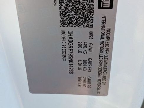 New 2025 Chevrolet Express 3500 w/ Power Convenience Package image 24