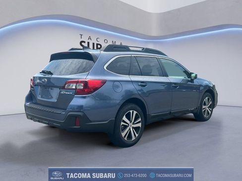 Used 2018 Subaru Outback 2.5i Limited AWD/4WD image 5