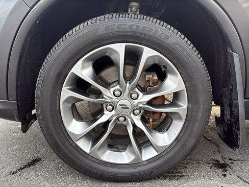 Used 2019 Dodge Durango GT image 9