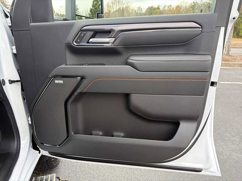 New 2026 GMC Sierra 2500 AT4 w/ AT4 Premium Plus Package image 13