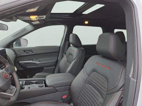 New 2026 Nissan Pathfinder Rock Creek image 14