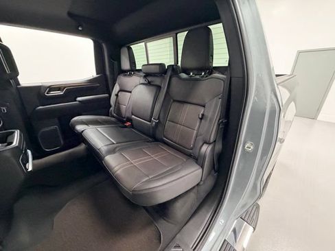 Certified 2023 Chevrolet Silverado 1500 High Country AWD/4WD image 26
