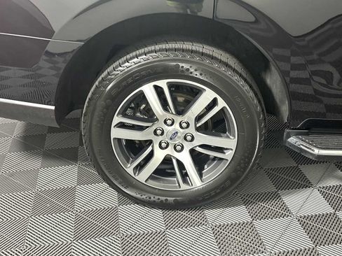 Certified 2023 Ford Expedition Limited image 30