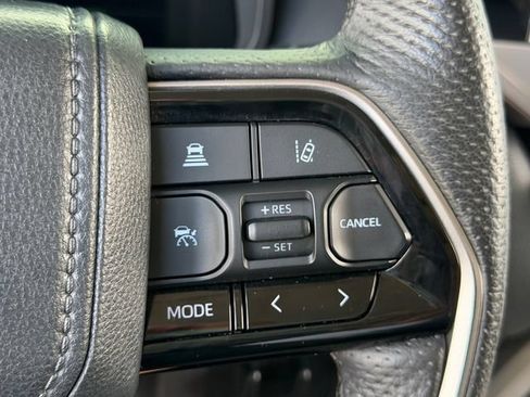 Used 2023 Toyota Tundra Limited AWD/4WD image 24
