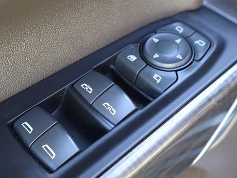 Used 2019 Chevrolet Silverado 1500 LTZ w/ LTZ Texas Edition image 17