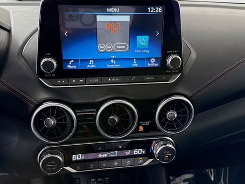 Used 2025 Nissan Sentra SR FWD image 18