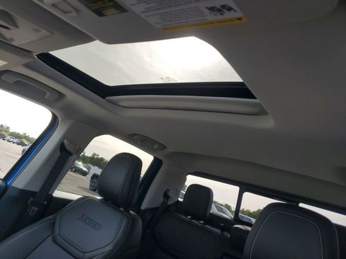 Used 2025 Ford Maverick Lobo image 30