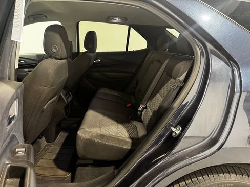 Used 2018 Chevrolet Equinox LT image 9