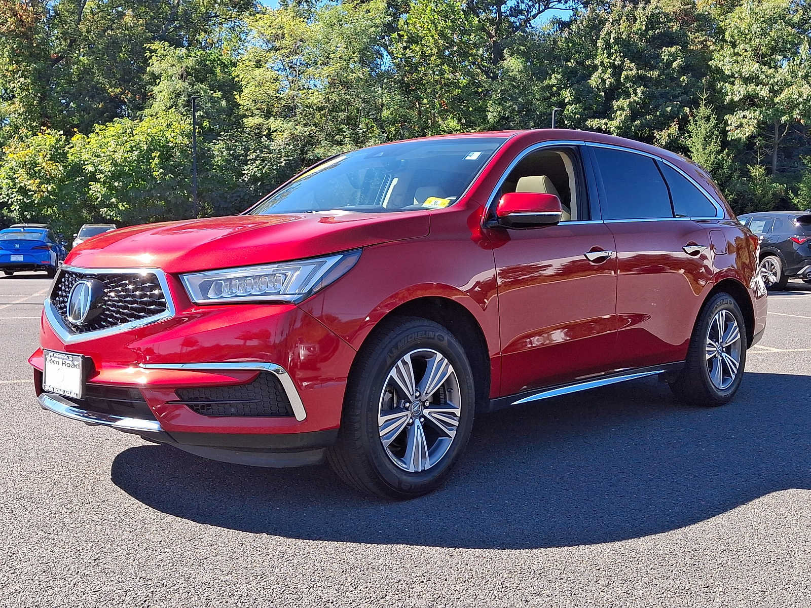 Used 2020 Acura MDX SH-AWD image 3